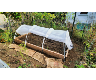 hoop-house-design-v1-conduit-cover-open